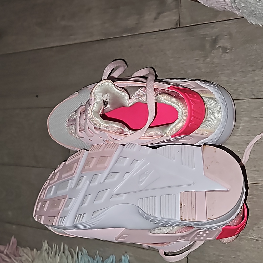 Nike Huarache - Picture 3 of 4